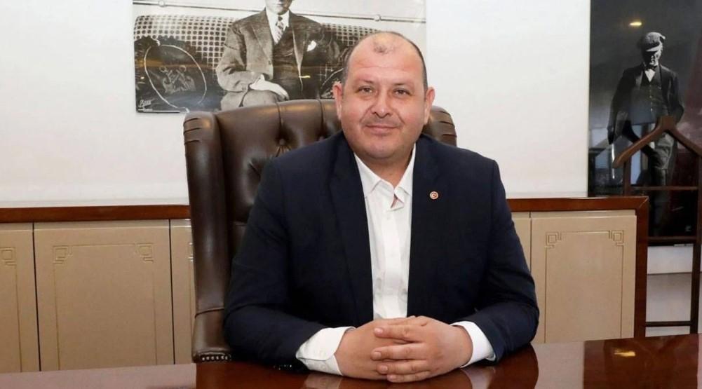 İLKAY ÇİÇEK KİMDİR, KAÇ YAŞINDA, NERELİ Menderes Belediye Başkanı İlkay Çiçek Neden Gözaltına Alındı
