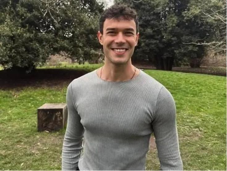 Serra Arıtürk’ten Aytaç Şaşmaz’a Romantik Doğum Günü Kutlaması