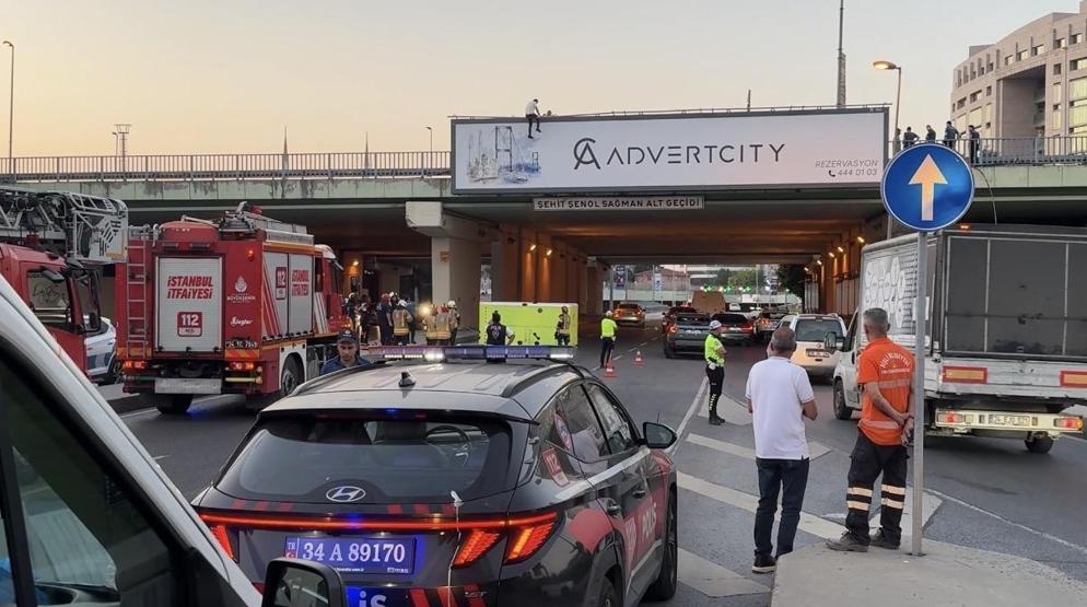 Üst geçitte saniyelerle yarış Ölümün kıyısından ikna ile kurtarıldı