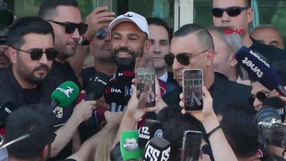 Trabzonsporun yeni transferi Mohamed Salah ilk pozları verdi