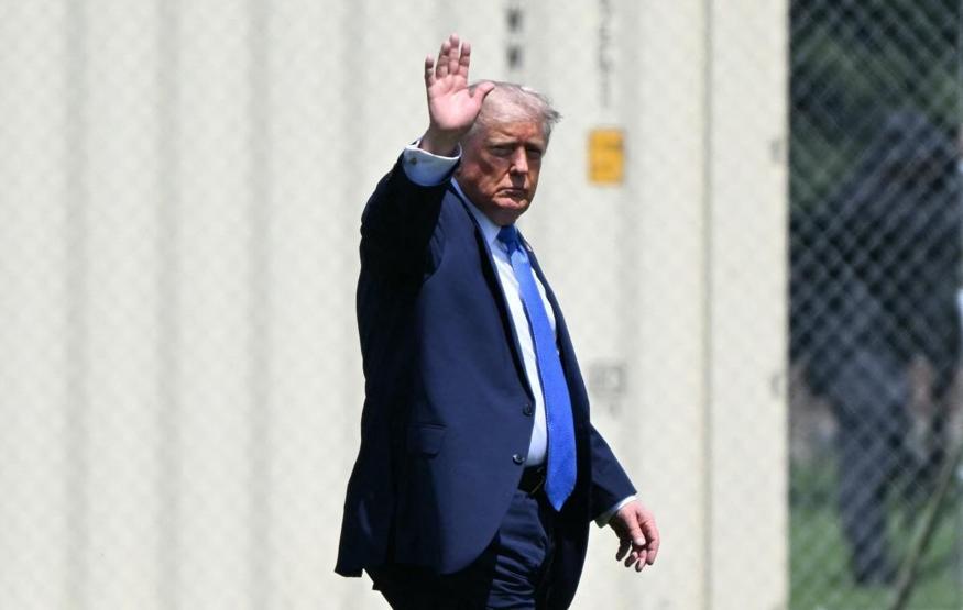 Trumpın helikopteri ile havada tehlikeli yakınlaşma: Soruşturma başlatıldı