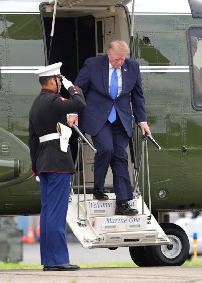 Trumpın helikopteri ile havada tehlikeli yakınlaşma: Soruşturma başlatıldı