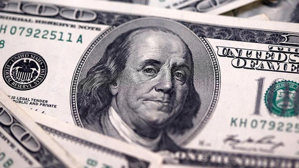 Altın yükselmeye devam ediyor, dolar değer kaybediyor... Bitcoin ise yatırımcının radarında