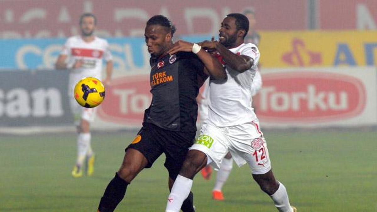 Medical Park Antalyaspor - Galatasaray: 2-2 - Son Dakika Futbol Haberi