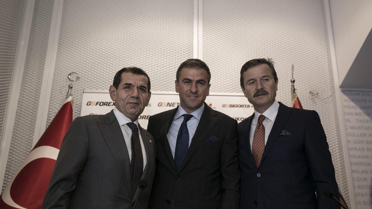 Cüneyt Tanman görevinden ayrıldı Son Dakika Futbol Haberi