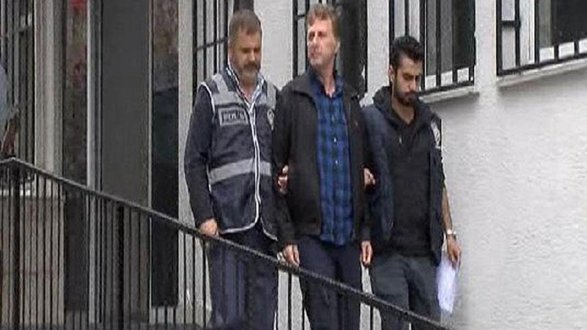 Eski Galatasaraylı futbolcu İsmail Demiriz tutuklandı Haberler