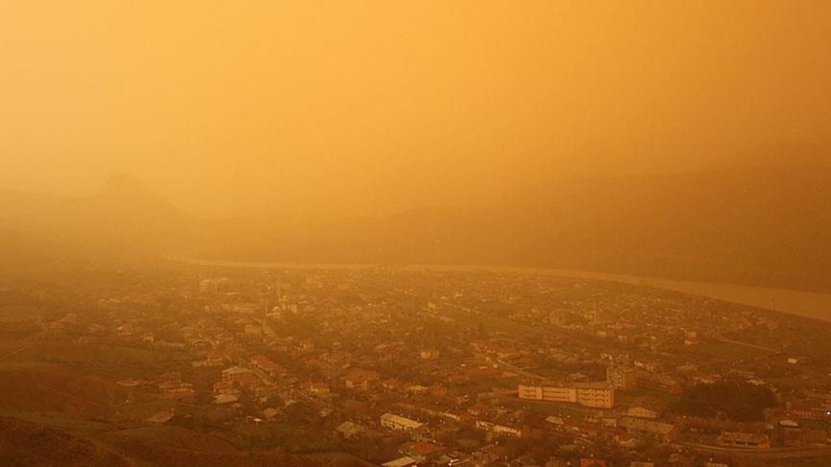 Türkiye, hafta sonuna kadar çöl tozu etkisinde kalacak - Son Dakika Flaş Haberler