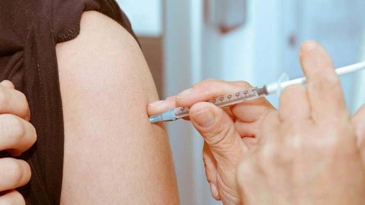 Hepatit B Aşısı Nedir? Ne Zaman Yapılmalı? Hepatit B Aşısının Yan Etkisi  Var Mı? - Sağlık Haberleri