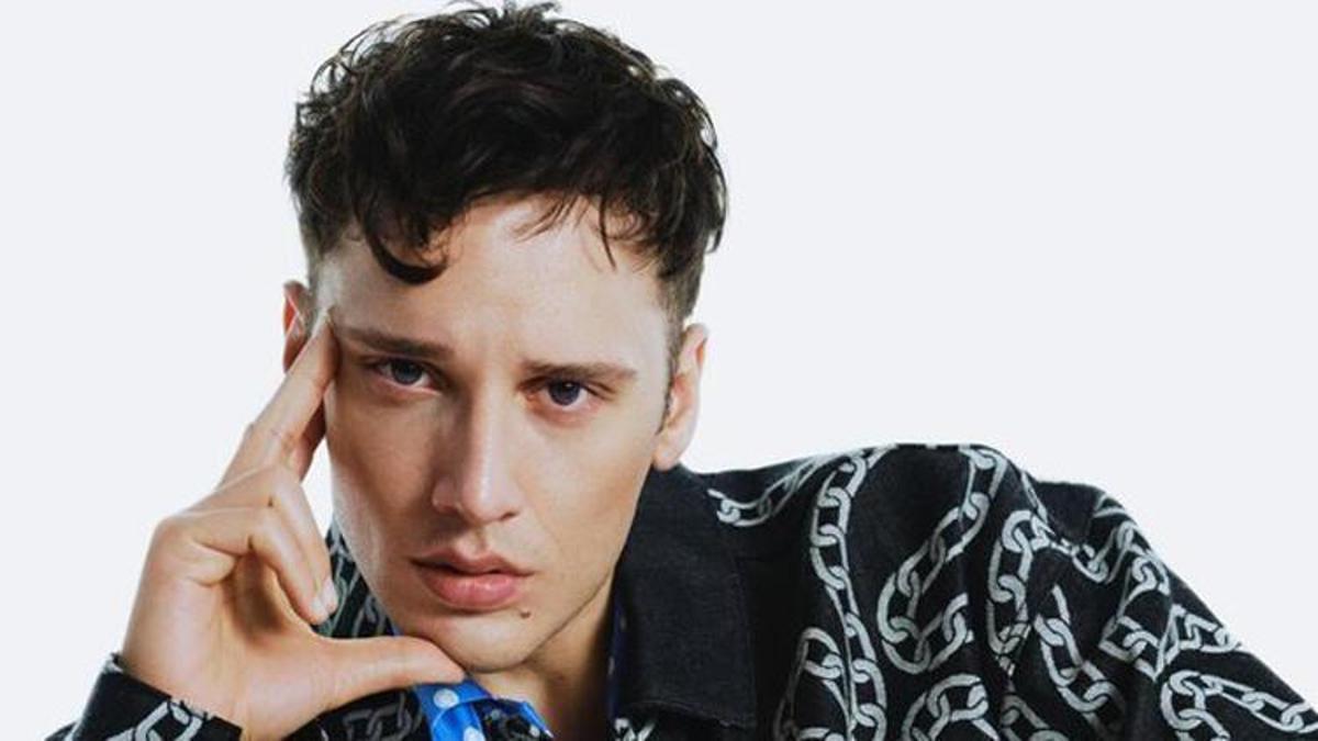 Ünlü Popçu Edis Hakkında Yakalama Kararı Çıkarıldı!