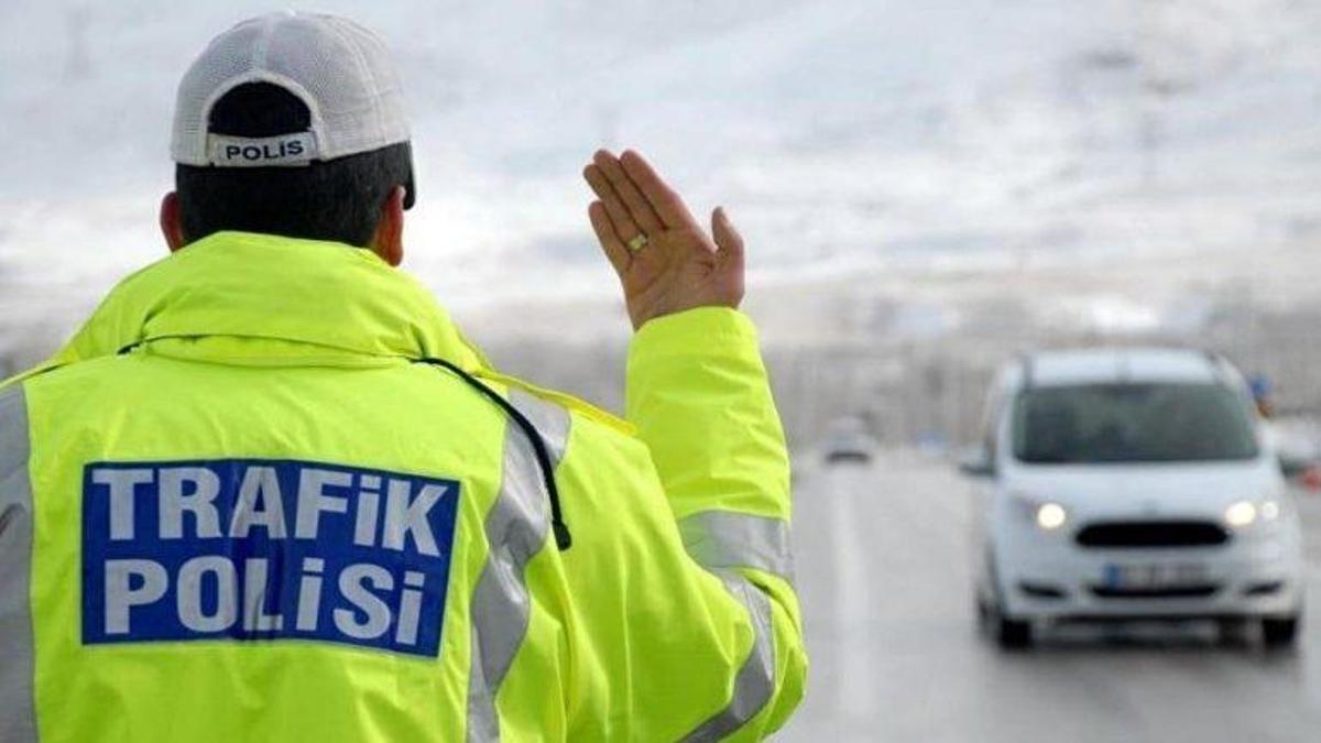 Trafik Polisi Nasıl Olunur? Trafik Polisi Olmak İçin Gerekenler Nelerdir? Trafik Polisi Olma Şartları Nelerdir? - Güncel Haberler Son Dakika