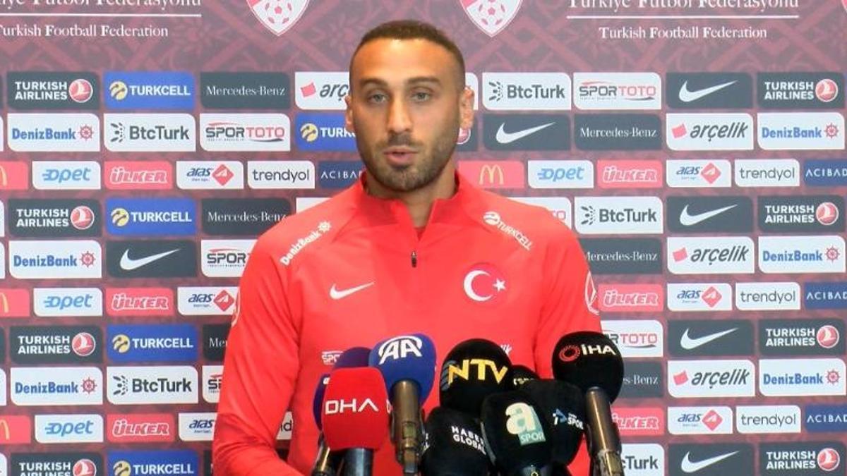 Cenk Tosun’dan Montella sözleri: Bizden biri gibi