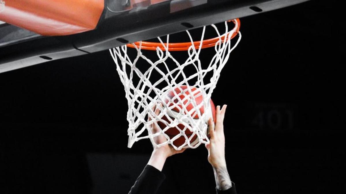 FIBA, İsrail takımlarının Avrupa maçlarını askıya aldı