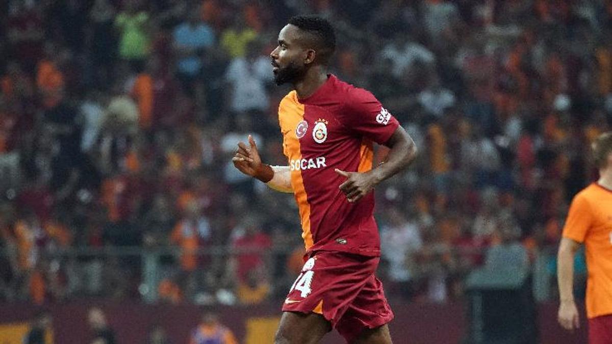Galatasaray’da Bakambu ile yollar ayrılıyor