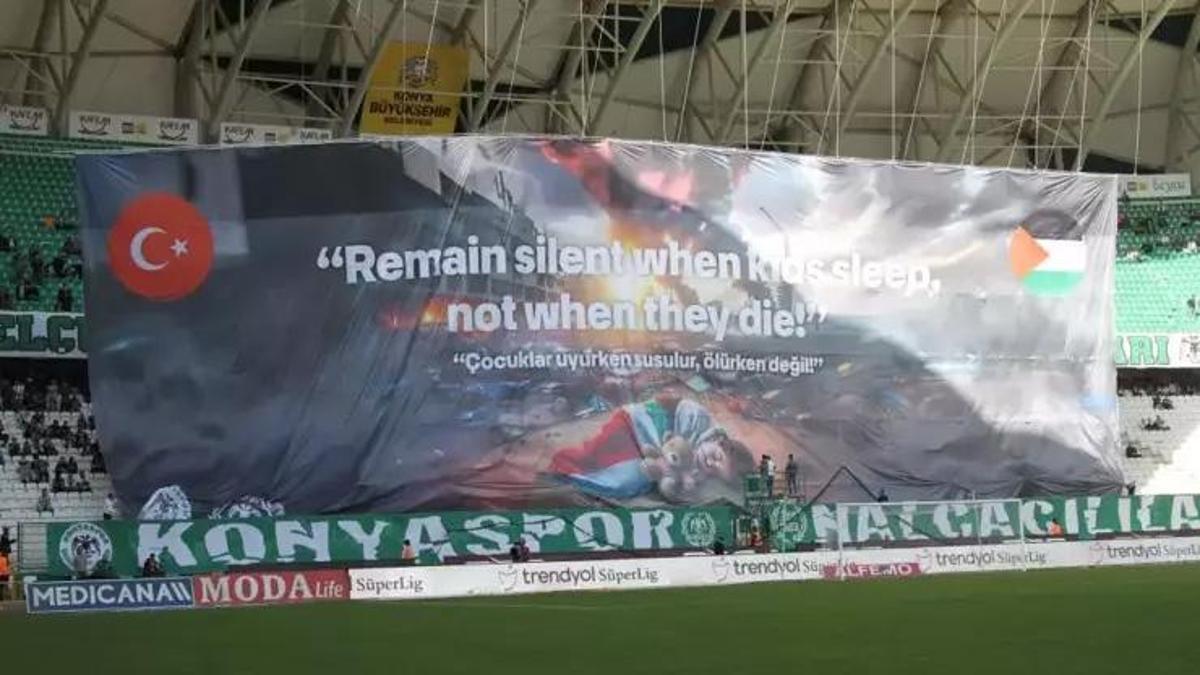 Konyaspor-Pendikspor maçında İsrail protesto edildi!