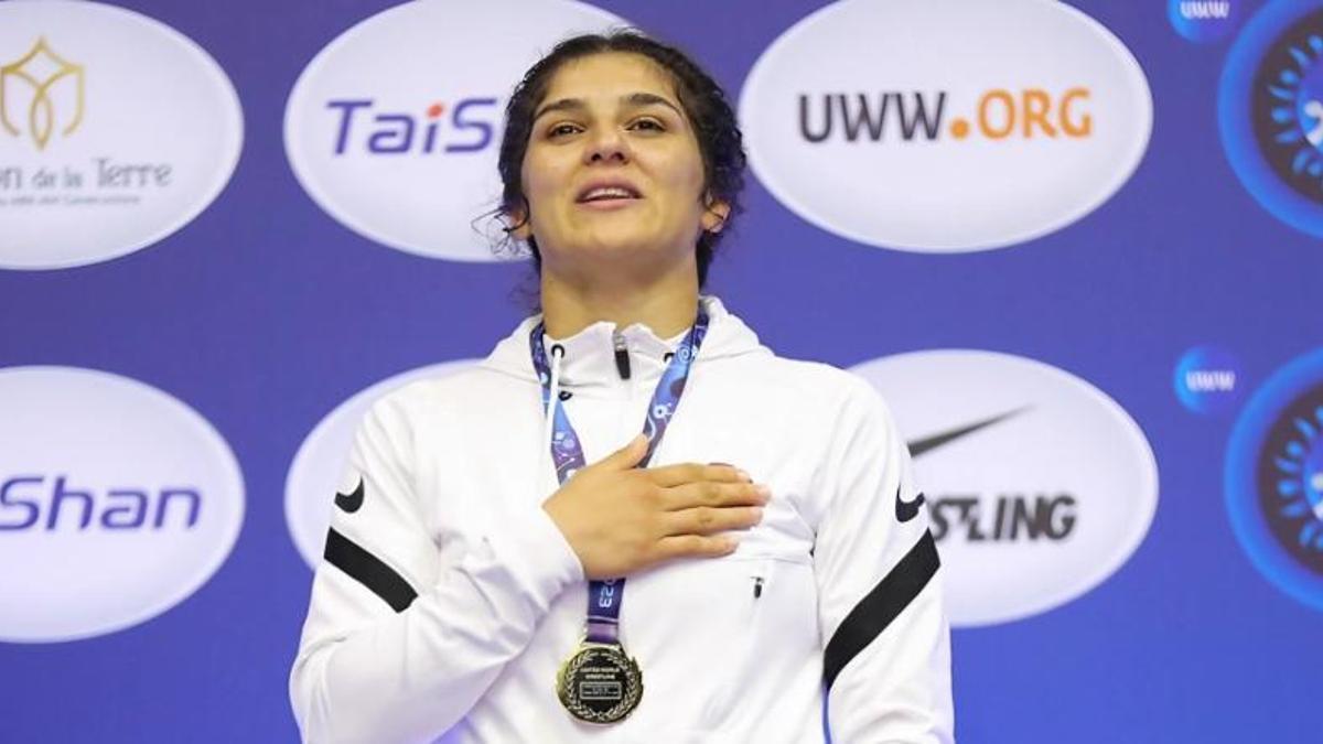 Nesrin Baş üst üste 2. kez dünya şampiyonu oldu