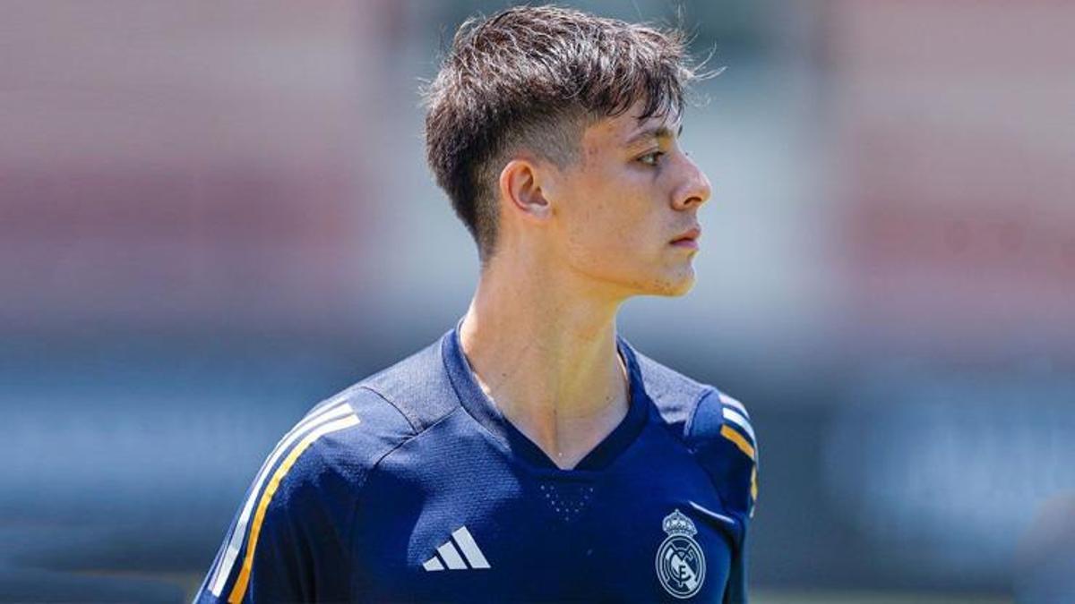 Real Madrid’de Arda Güler kadroya alındı!