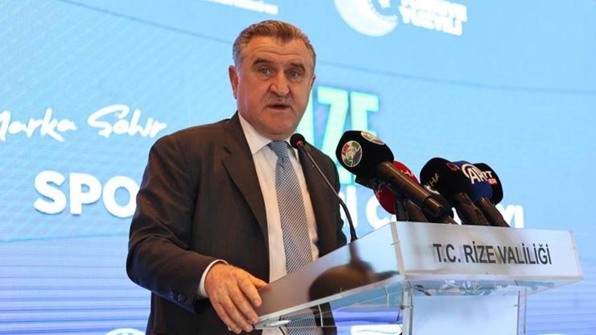 Osman Aşkın Bak: Talep edilen bir ülke haline geldiğimizi rahatlıkla söyleyebilirim
