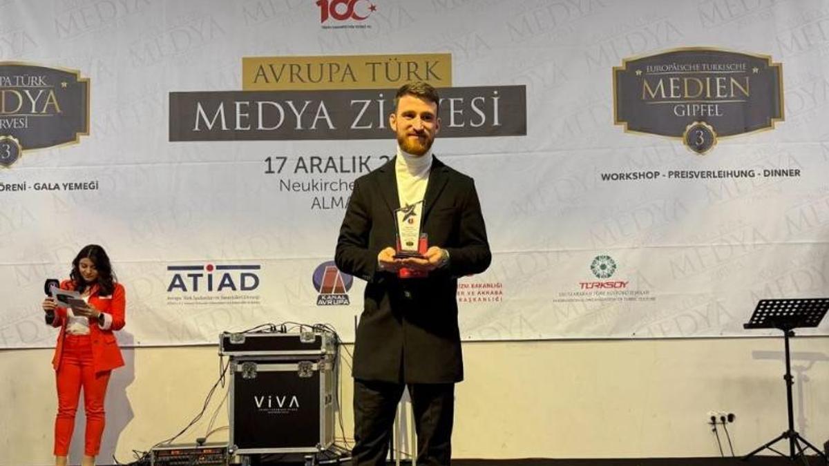 Milli futbolcu Salih Özcan’a yılın en başarılı futbolcusu ödülü