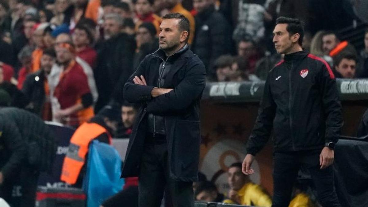 Okan Buruk’tan Sacha Boey’in transfer durumuyla ilgili açıklama