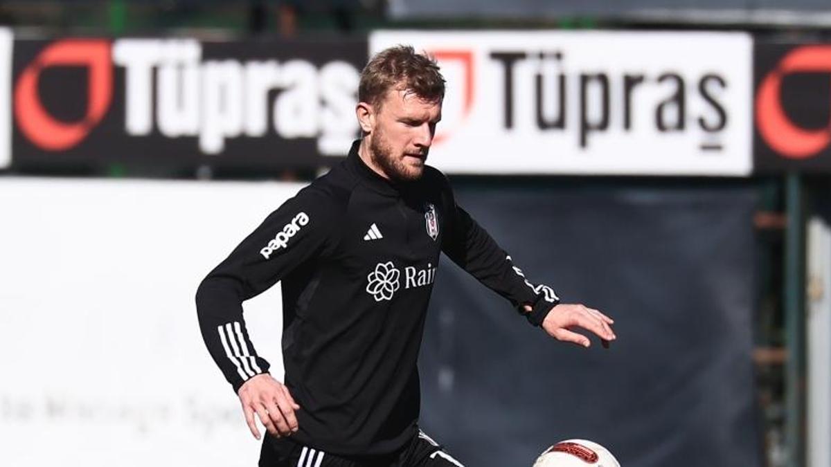Beşiktaş’ta yeni transfer Joe Worrall ilk idmanına çıktı