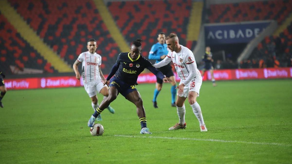 Fenerbahçeye 352 bin TL para cezası verildi
