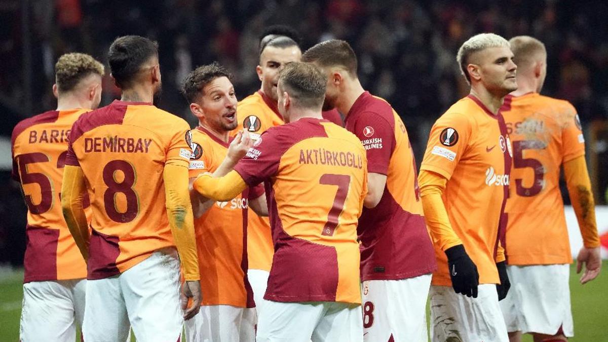 Galatasaray 3-2 Sparta Prag MAÇ ÖZETİ İZLE