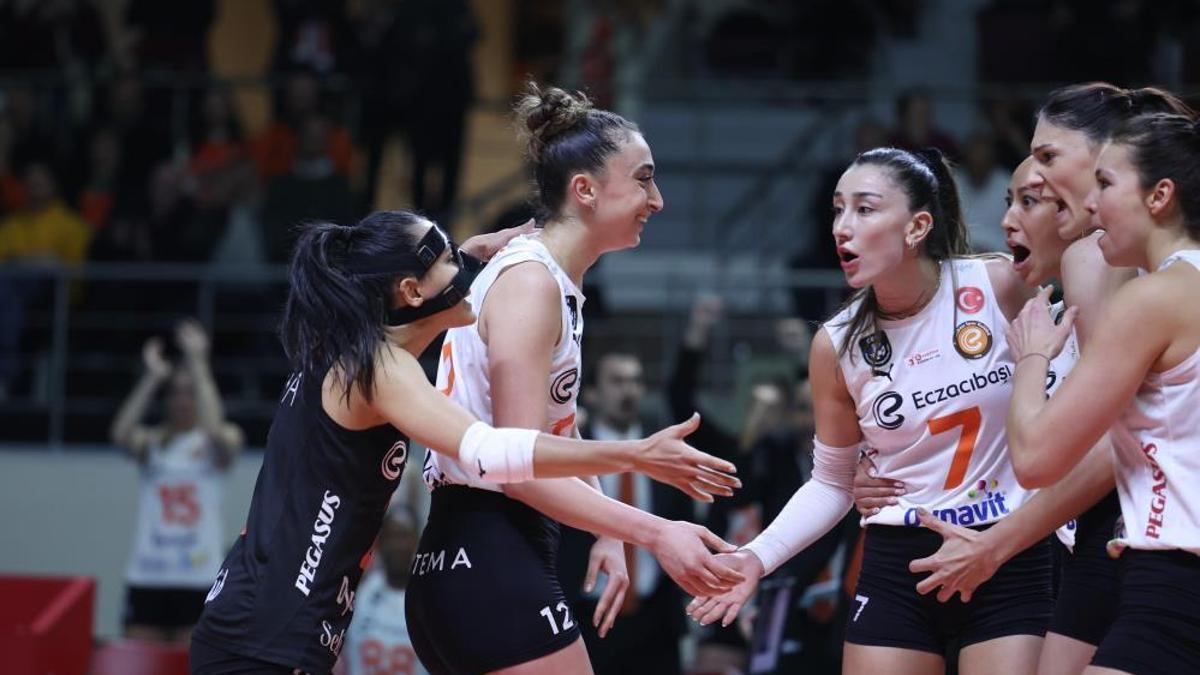 Eczacıbaşı, çeyrek finalde avantajı kaptı