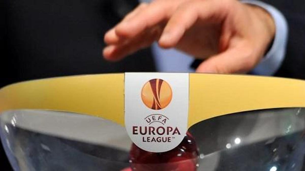 UEFA Avrupa Ligi, Konferans Ligi kura çekimi saat kaçta, hangi kanalda? Fenerbahçe’nin muhtemel rakipleri!