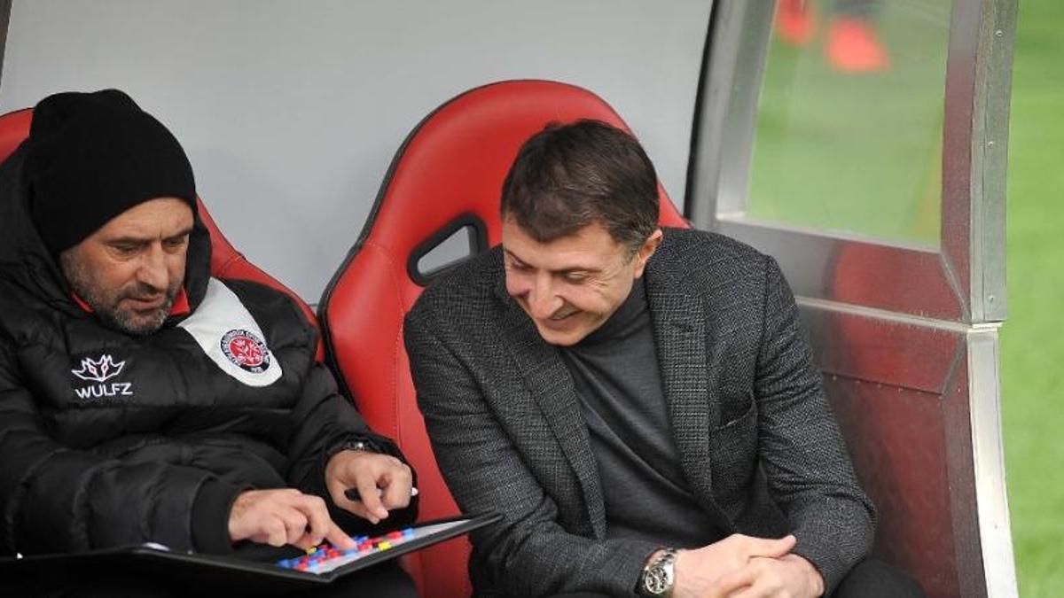 Şota Arveladze’den gazetecilere sitem – Spor Haberleri