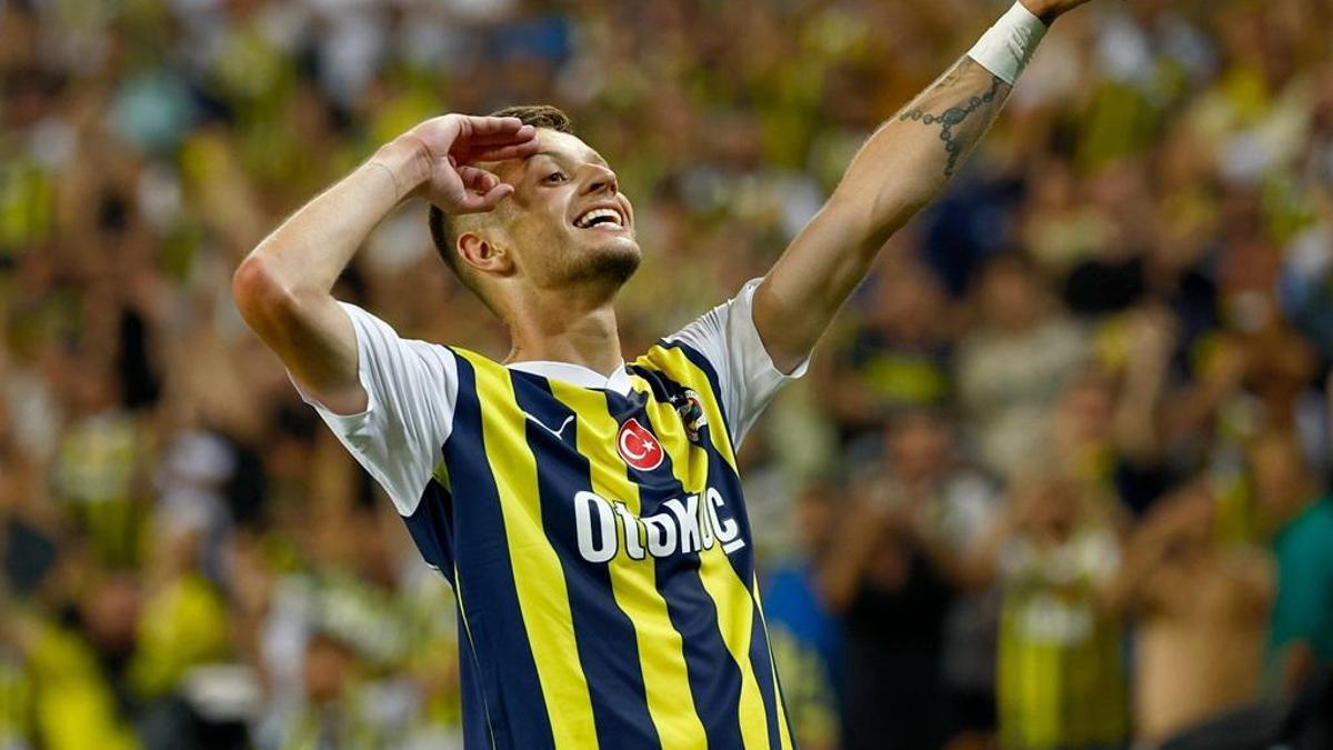 Yine Napoli, yine Fenerbahçe! Bu kez Szymanski