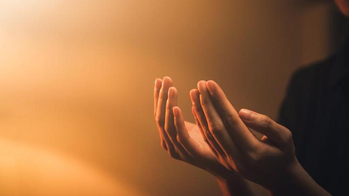 Ahidname Nedir? Ahidname Duası Anlamı ve Faziletleri Nelerdir?