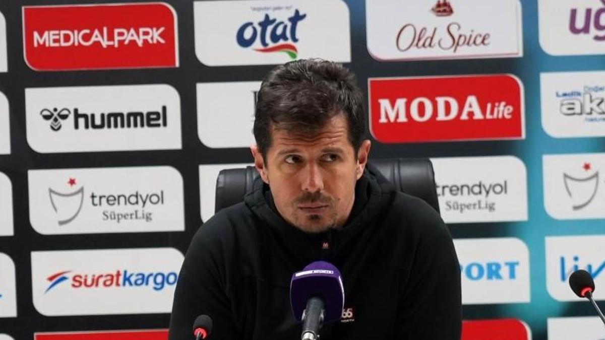 Emre Belözoğlu taraftardan özür diledi