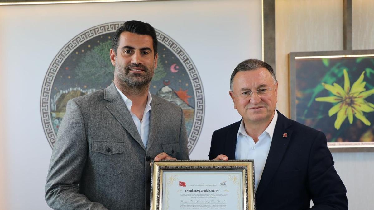 Hatay’dan Volkan Demirel’e fahri hemşerilik