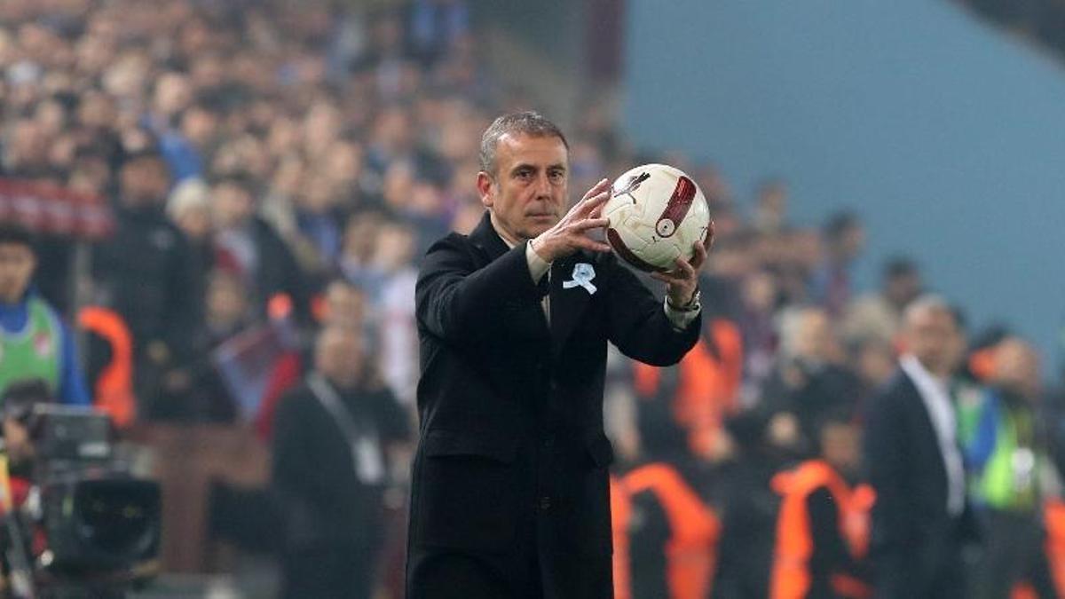 Abdullah Avcı: Yediğimiz son golde iki tane faul var