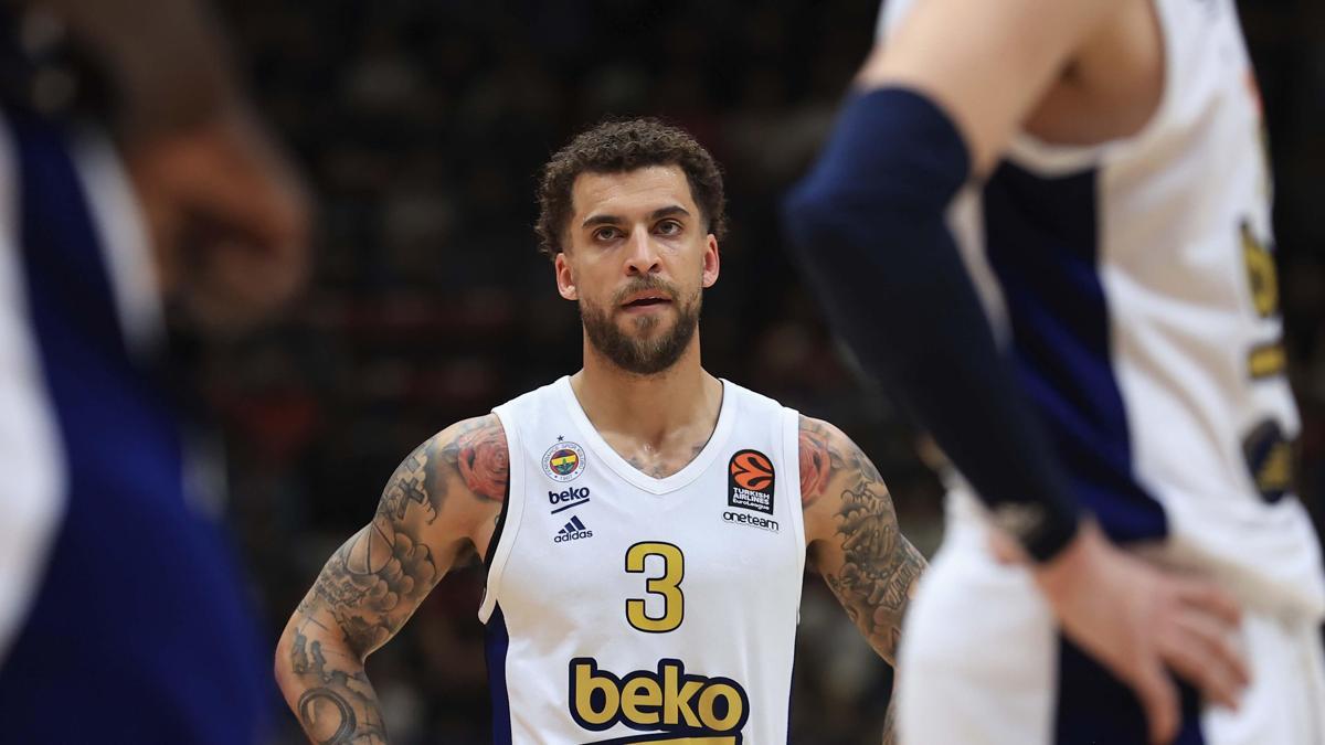 Fenerbahçe Beko, elindeki maçı son anlarda verdi