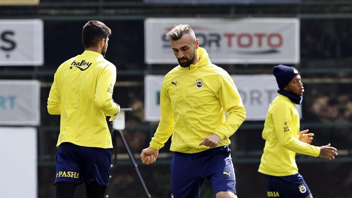 Fenerbahçe’de Adana Demirspor mesaisi devam ediyor