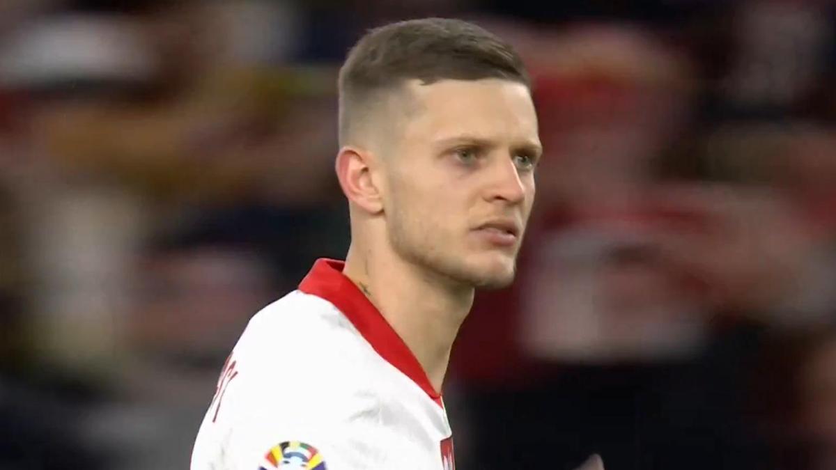 Sebastian Szymanski attı; Polonya EURO 2024 biletini kaptı
