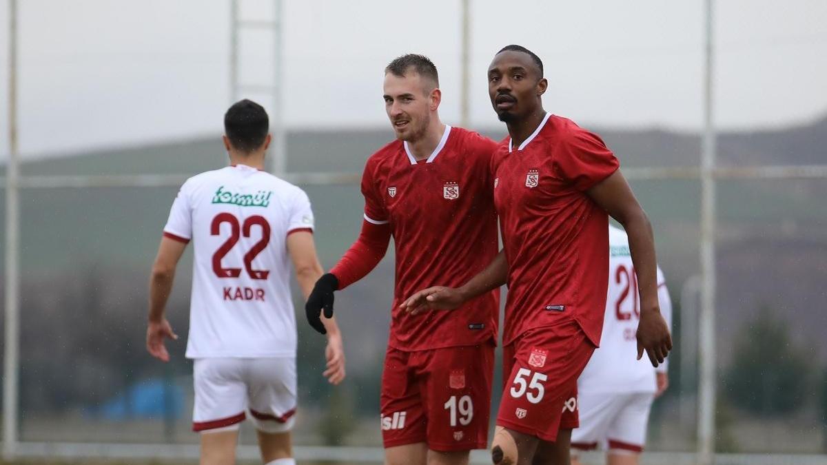 Sivasspor, hazırlık maçında çok rahat