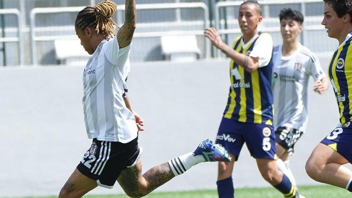 Gollü derbide Beşiktaş, Fenerbahçe’yi mağlup etti