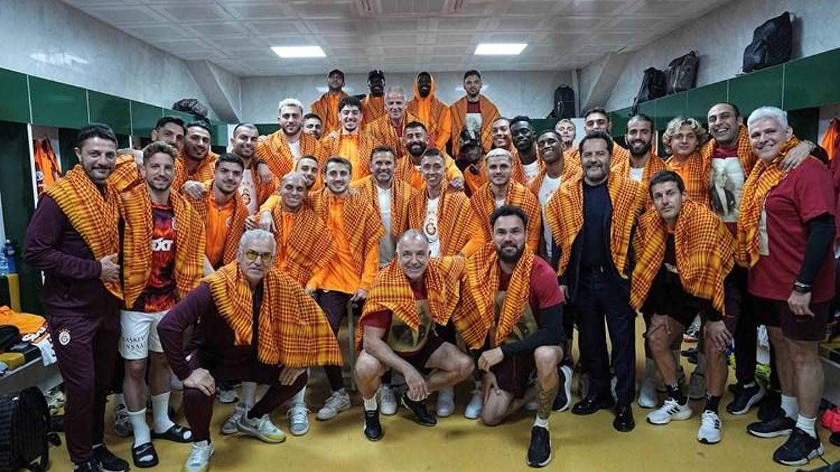 Galatasaray: Cumhuriyet'in 100'ü Galatasaray'dan ikinci kupa zaferi
