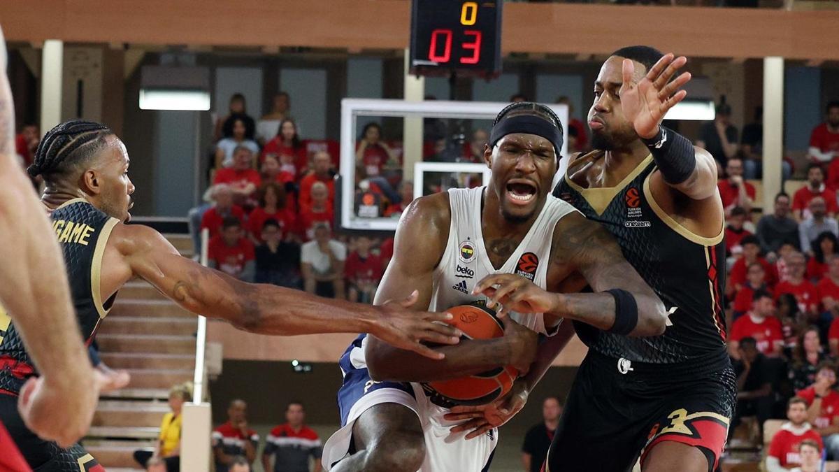 EuroLeague play-off'larının ilk MVP'si Nigel Hayes-Davis oldu