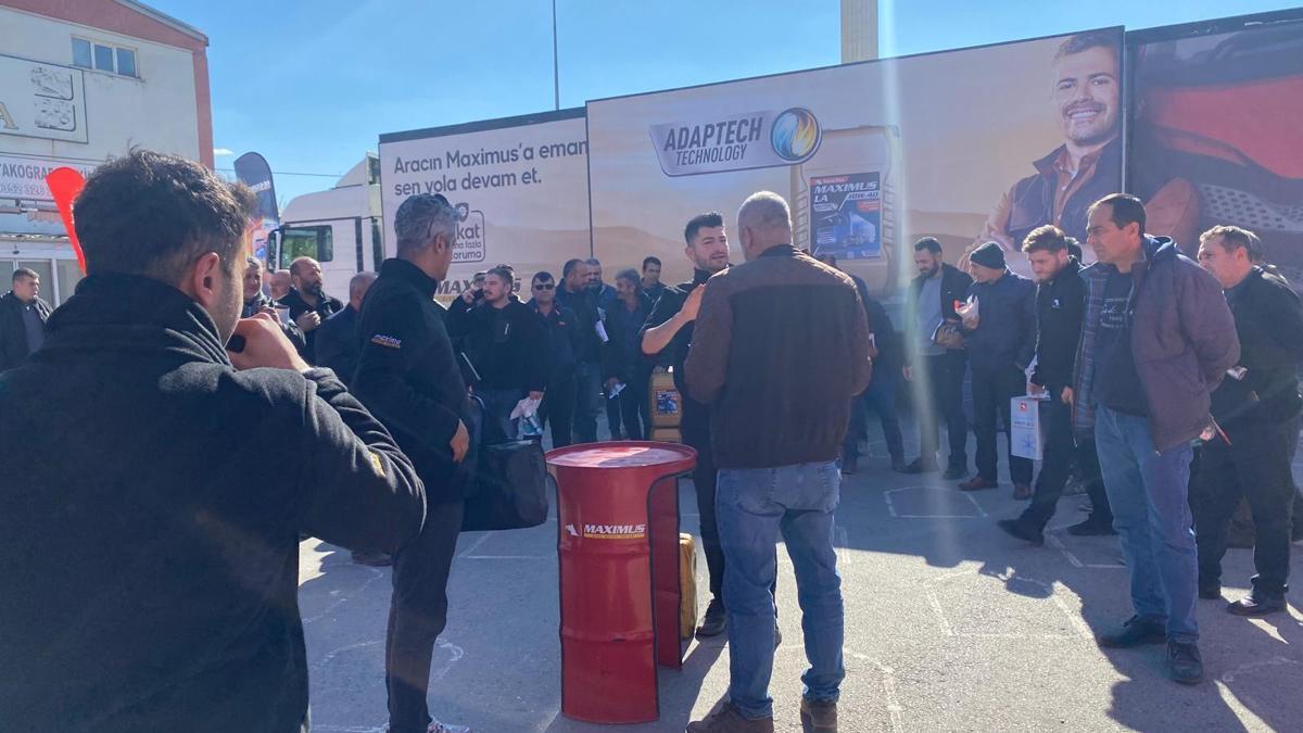 Petrol Ofisi Maximus Roadshow TIR'ı, ağır vasıta sürücüleriyle buluşuyor