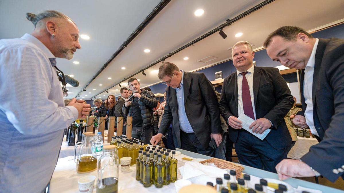 Zeytin ve sanat Urla'da buluştu
