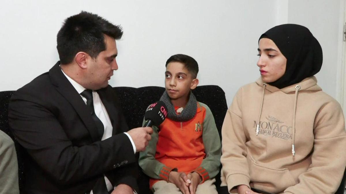 Rejim çöktü, Suriyeliler geri dönüyor! AİLELER DUYGULARINI CNN TÜRK’E ANLATTI