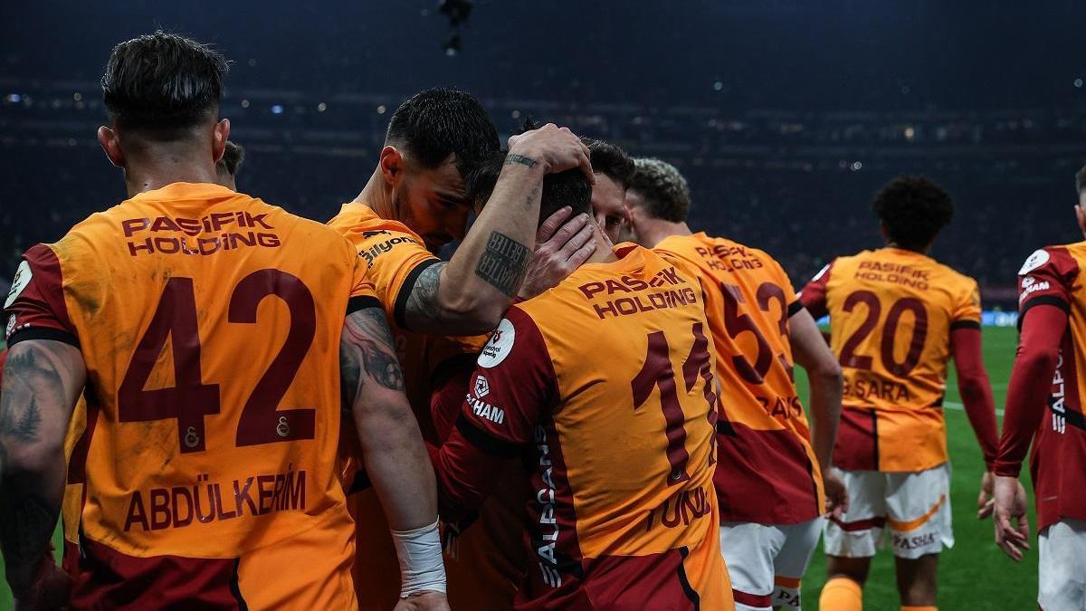 Gol düellosunu Galatasaray kazandı! Galatasaray 4-3 Trabzonspor