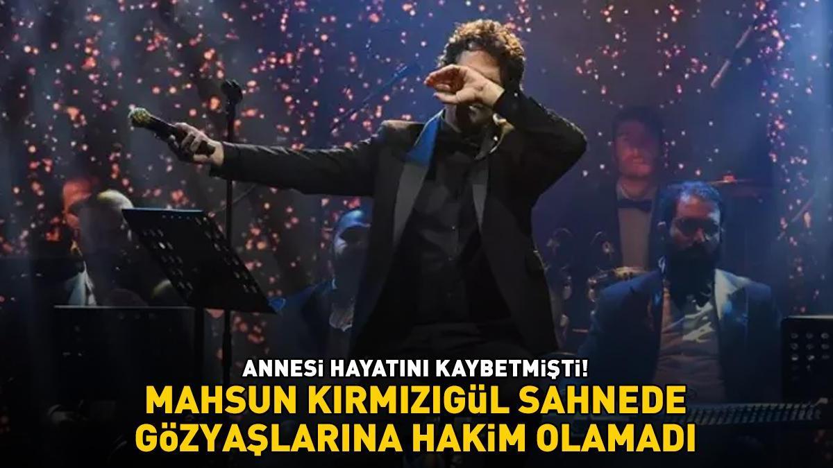 Annesi hayatını kaybetmişti! Mahsun Kırmızıgül sahnede gözyaşlarına hakim olamadı