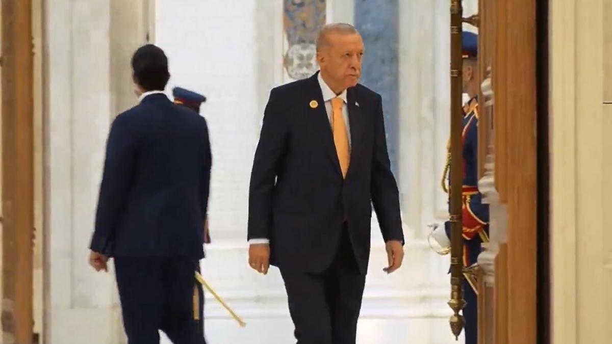 Cumhurbaşkanı Erdoğan'dan D-8 Zirvesi paylaşımı: 'Bölgemiz için hayırlı olsun'