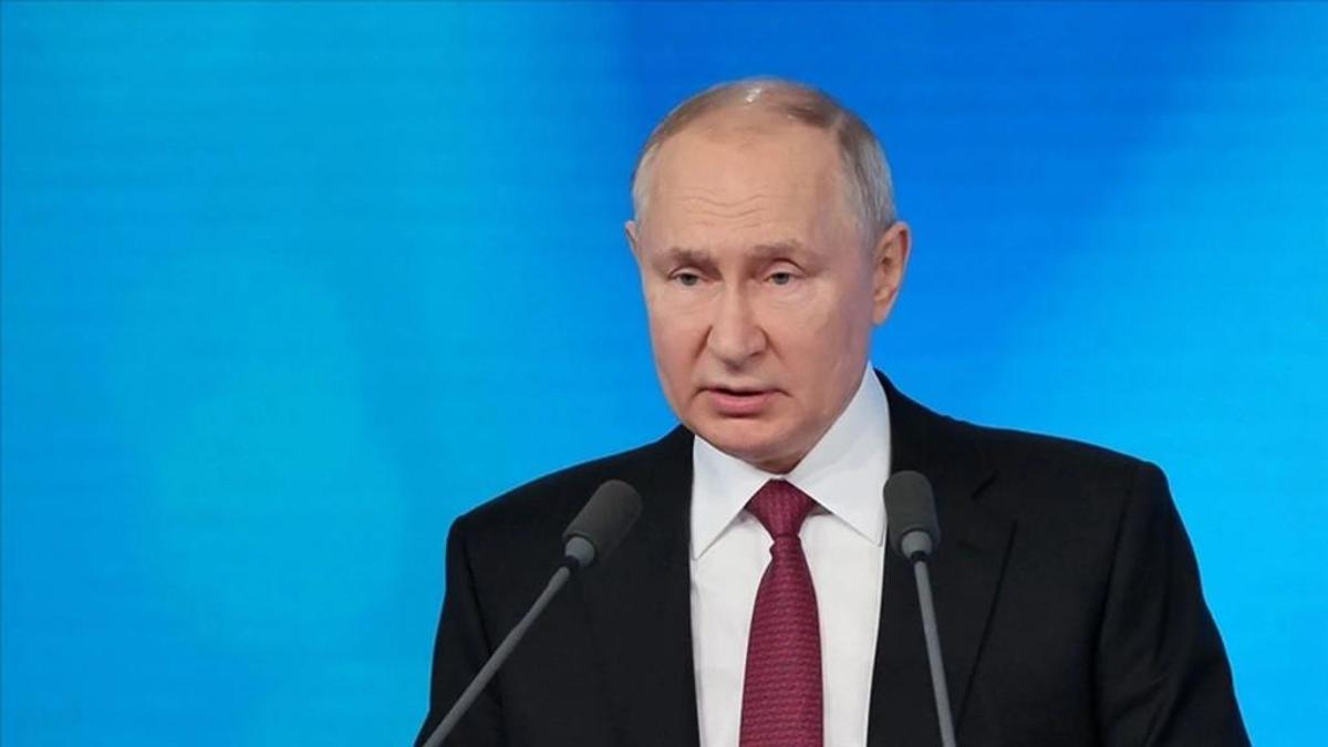 Putin: Trump ile Ukrayna’yı görüşmeye hazırım