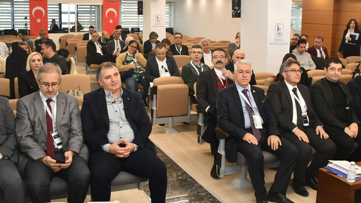 Konya'da "Sorunlar ve Çözüm Arayışları Çalıştayı" düzenlendi