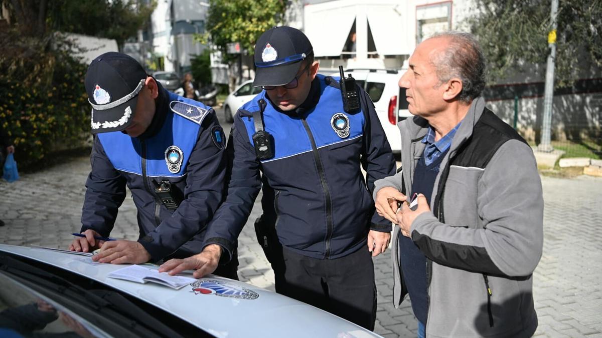 Kuşadası'nda Çevre Koruma Ekibi görevde